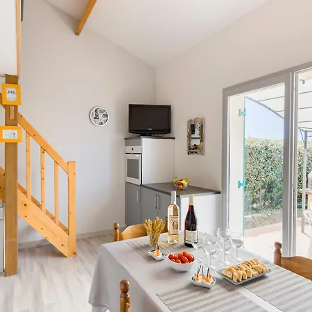 Lagrange Residences Domaine Du Grand Large Et Les Oceanides 3* 布雷蒂诺斯梅尔